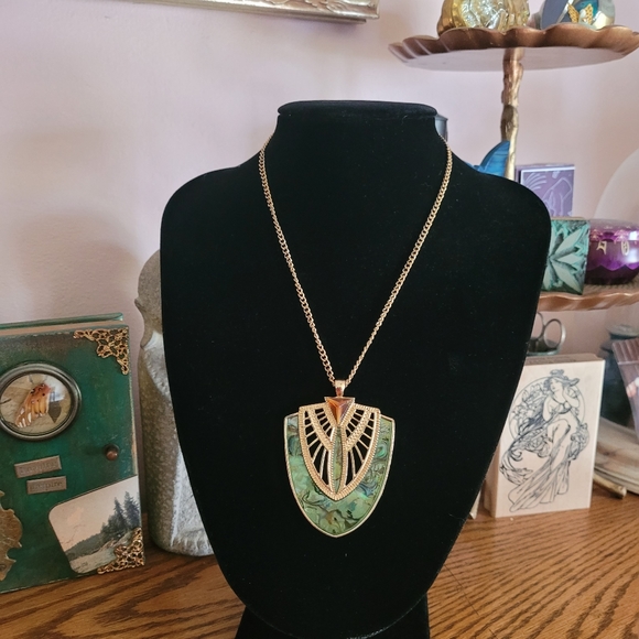 Abalone and Resin Necklace - Picture 3 of 10